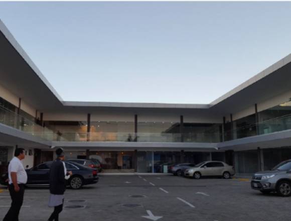 Plaza Comercial en Tres Rios en Venta en La Unión (Cantón)
