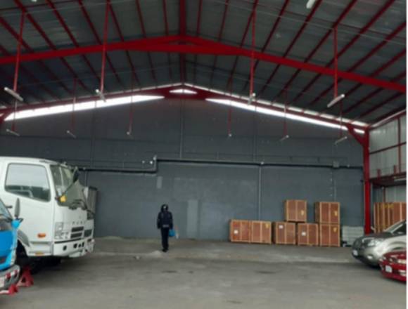 Bodegas Industrial en La Uruca. Área: 500 m2 en San Rafael (Cantón)