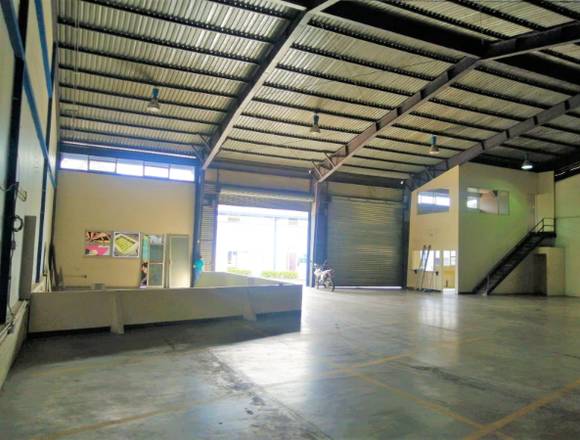 Bodega en Santa Ana en Alquiler en Condominio en Santa Ana (Cantón)