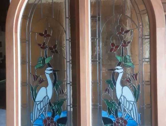 Rundbogenfenster 2flgl. mit Bleiverglasung in Raubling (Lokalität)