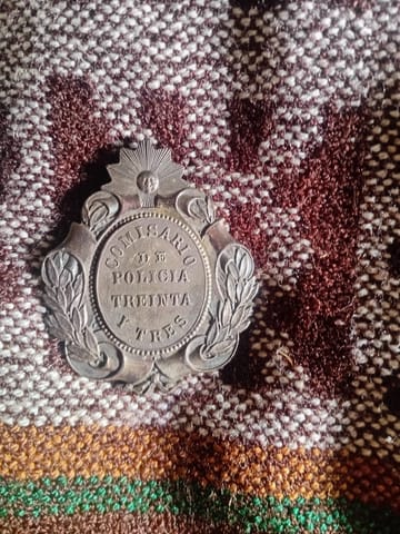 Escudo policia (1902) jefatura 33 en San Jose de Carrasco (Localidad)