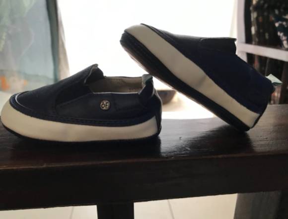 Se vende pares de zapatos para bebé en Rio Branco (Localidad)