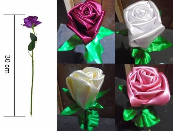 Rosas Artificiales de Tela en Quito (Cantón)