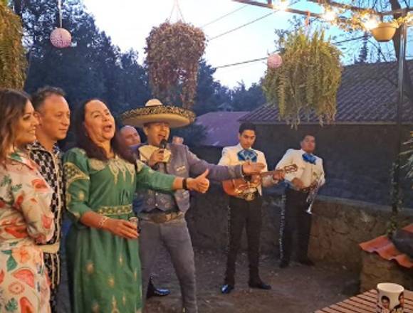 EL CHARRO MONTOYA y su Mariachi Zafiro Imperial