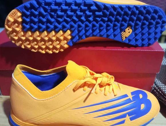 Zapatos deportivos de futbol (pupillos)