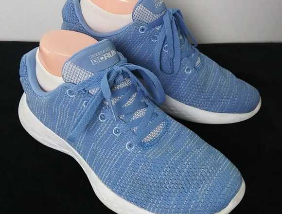 Vendo Skechers talla 6 en Santa Ana (Municipio)