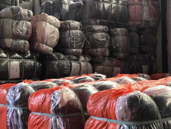 venta de pacas de ropa de España en Santo Domingo Norte (Municipio)