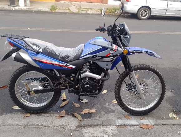 Bonita moto marca abba tipo cross en Ciudad de Guatemala (Municipio)