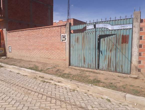 VENTA DE CASA EN LA ZONA COSMOS 79 en Mercedario (Localidad)
