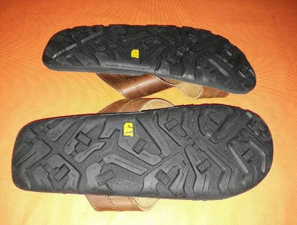 Sandalias Caterpillar Dedo Pismo Unisex size 44 en Lima (Lima 1) (Distrito)