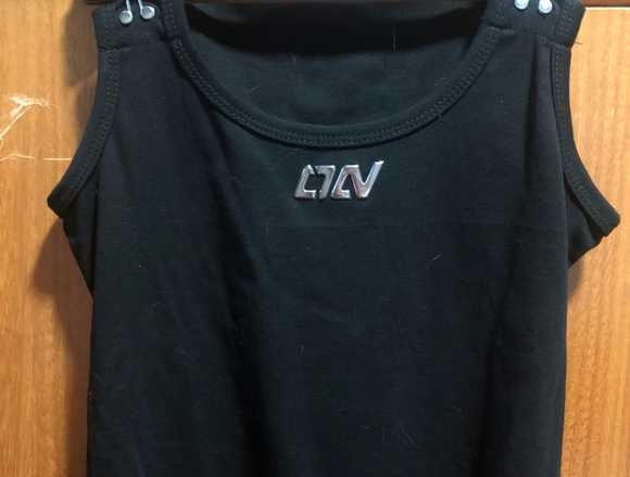 Musculosa negra talle S- M en Montevideo (Localidad)