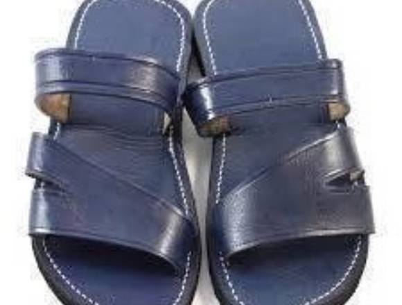 Sandalias 2 pares unisex x 29,99€ ¡Envios Gratis! en Madrid (Municipio)