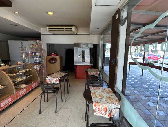 Vendo fondo de comercio de panaderia y cafetería en Cordoba (Localidad)