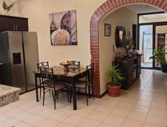 CASA EN VENTA EN ANTIGUA GARDENS, SACATEPEQUEZ en Jalapa (Municipio)