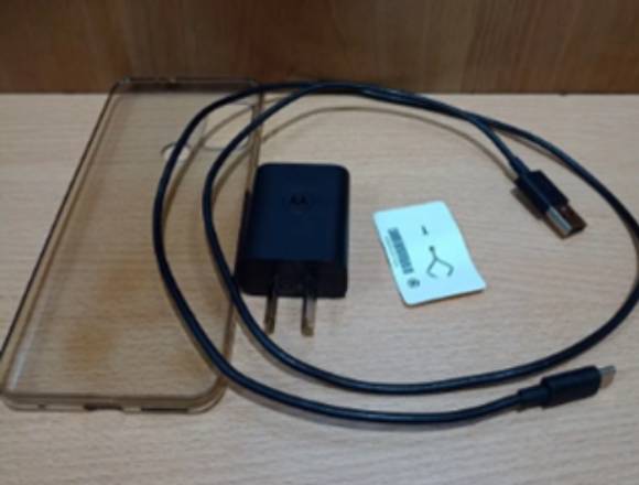 Motorola Moto G30 4/128gb Liberado en Santos Lugares (Localidad)