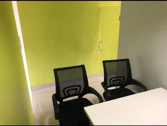 Alquilo Oficina Comercial En La Ciudad en Santo Domingo de Guzmán (Municipio)