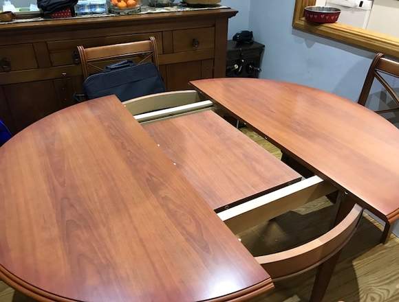 Mesa Comedor + 4 sillas