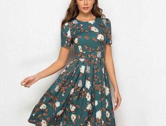 Vestido floral verde de manga corta para mujer