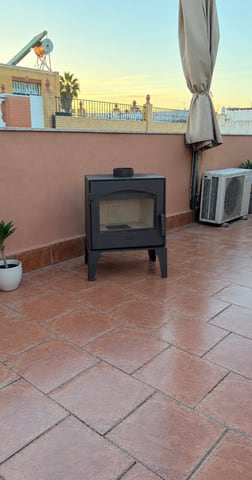 Estufa de leña Lacunza con tubos en La Rinconada (Municipio)