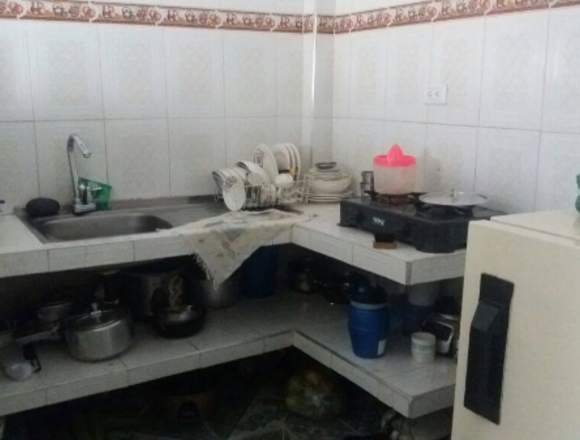 SE VENDE CASA DE DOS PLANTAS