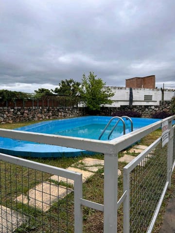VENDO EXCELENTE DUPLEX CENTRICO DOS BAÑOS COCHERA PILETA en Villa Carlos Paz (Localidad)