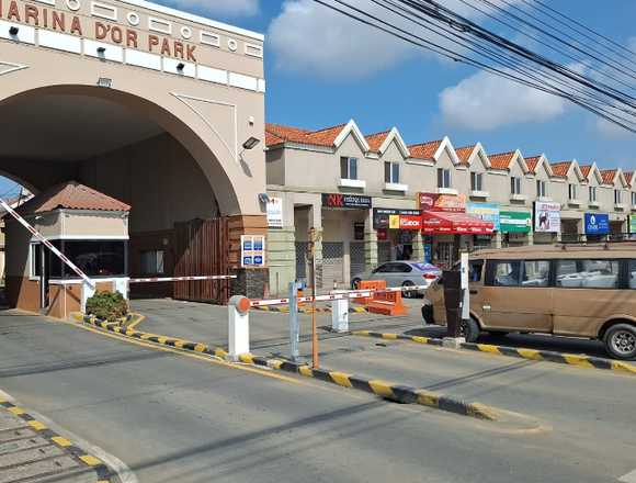 Venta Local Comercial en Urbanización Marina Dor en Samborondón (Cantón)
