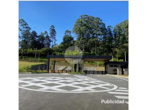 VENTA DE LOTE EN CONDOMINIO EN LA CEJA