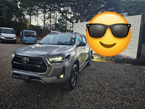 Para Los Amantes De Las Camionetas Toyota Hilux!! en Santiago (Municipio)