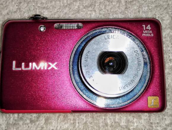 Cámara Digital Panasonic de 14megapixeles en Libertador (Municipio)