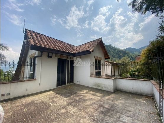 Vendo finca en la estrella Antioquia excelente ubicación cerca todo