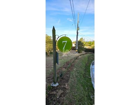 Vendo lote a solo 5 minutos del aeropuerto J.M.C. Rionegro