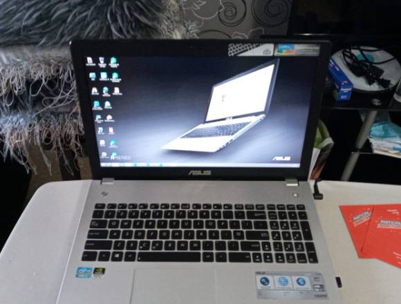 ganga laptop asus i7 en solo $240 en Panamá (Distrito)