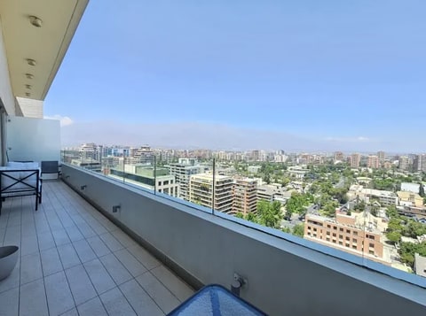 ARRIENDO Depto 2d+2b AMOBLADO en el Golf (AV) en Providencia (Comuna)