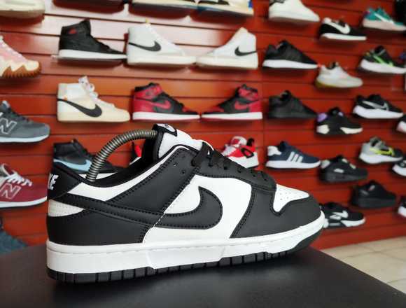 Nike dunk panda.... en Santa Tecla (Municipio)