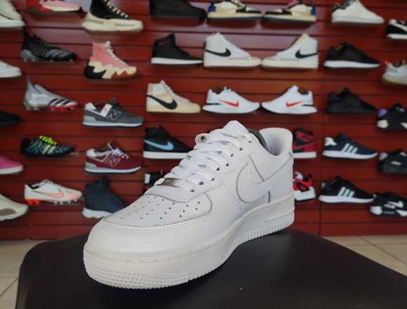 Nike force one. en Santa Tecla (Municipio)