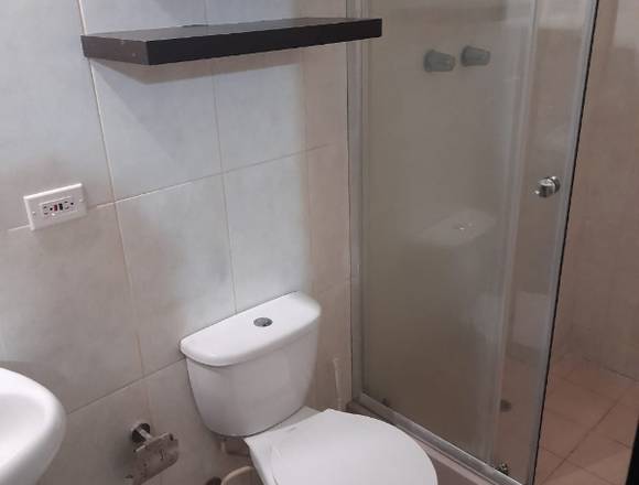 RENTO HABITACION AMOBLADA CON BAÑO PRIVADO en Panamá (Distrito)