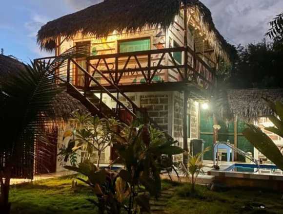 Casa de playa con piscina en las Peñitas