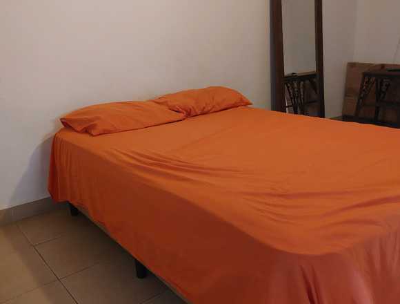 Se alquila habitación para caballero en Panamá (Distrito)