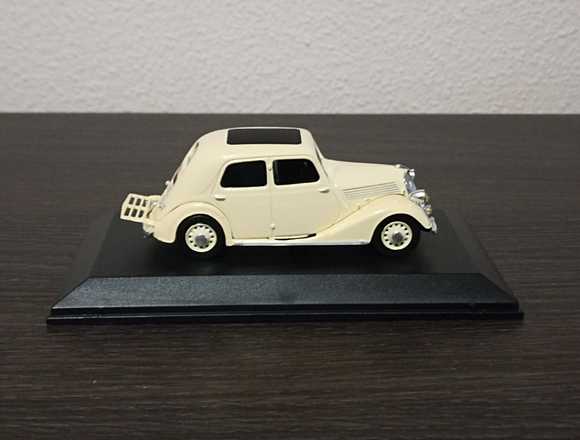 COCHE A ESCALA 1:43, RENAULT CELTAQUADRE(1936) en Garrucha (Municipio)