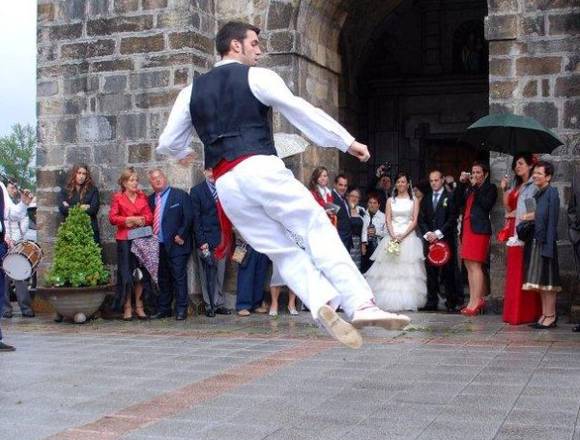 AURRESKU EN BODAS Y EVENTOS en Amurrio (Municipio)