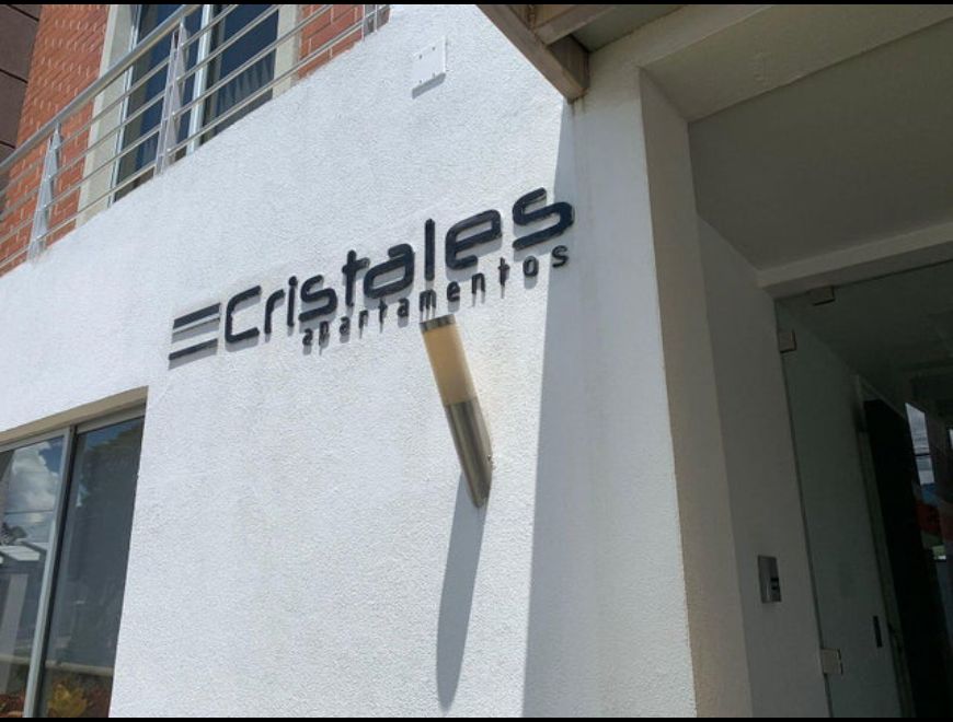 Se vende apartamento en Uruca San José 24-599