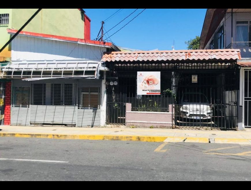 Se vende casa para inversión en Heredia 24-1827 en Heredia (Cantón)