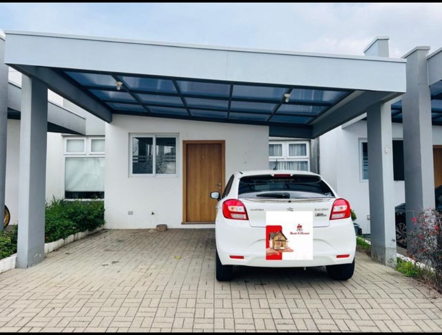 Se vende casa en condominio de Ulloa Heredia