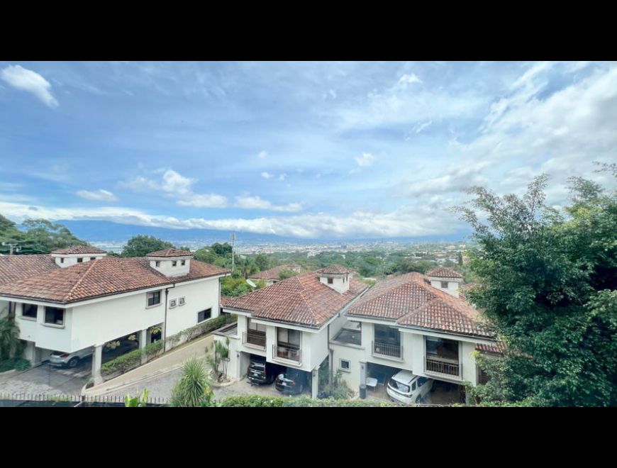 Se alquila apartamento en San Rafael Escazú 25-904