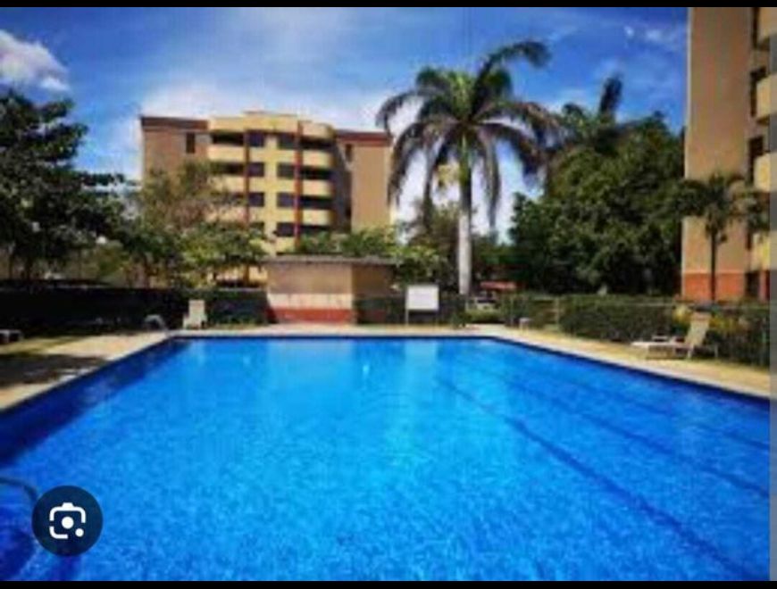 Se alquila apartamento condominio Alajuela