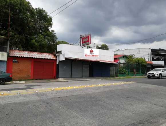 Se vende local de 841m2 San Juan San José 22-233 en Tibás (Cantón)