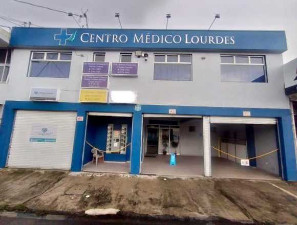 Se vende local con 10 oficinas en Heredia 23-758 en Heredia (Cantón)