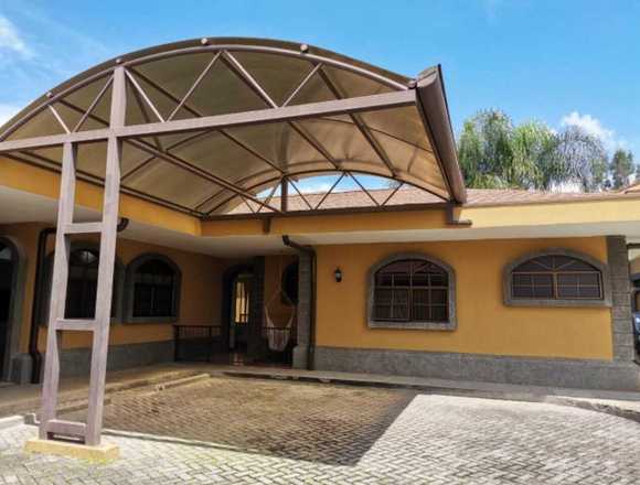 Se vende casa en condominio de Heredia 23-1579 en Heredia (Cantón)