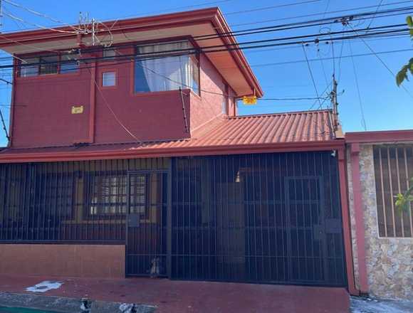 Se vende casa para inversión en Heredia 23-1894 en Atenas (Cantón)