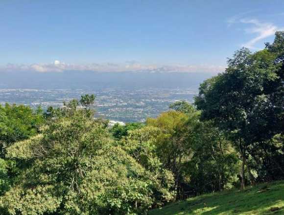 Se vende lote de 3,876m2 en Santa Ana 24-1036